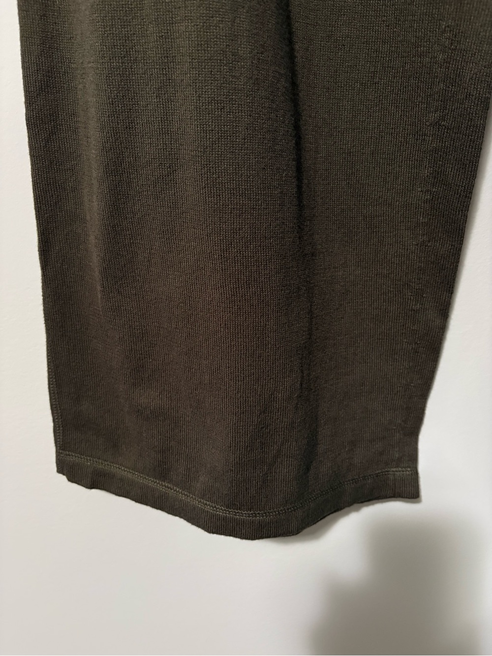 Vince Wide-Leg Crop Cotton Lounge Pants Olive Drab - Picture 6 of 9
